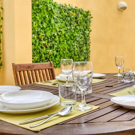 Swieqi 3 Bedroom With Patio 아파트 Is-Swieqi