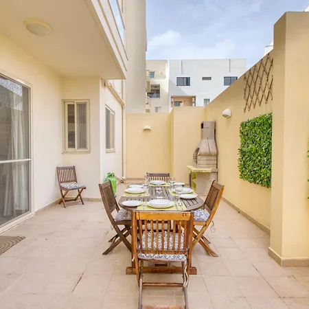 Daire Swieqi 3 Bedroom With Patio Is-Swieqi