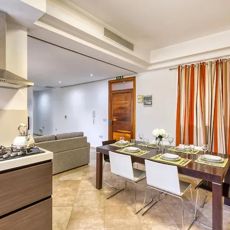Apartment Swieqi 3 Bedroom With Patio