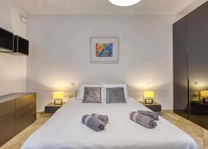 Swieqi 3 Bedroom With Patio Is-Swieqi