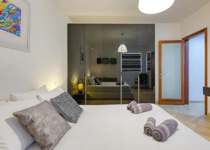 Swieqi 3 Bedroom With Patio *