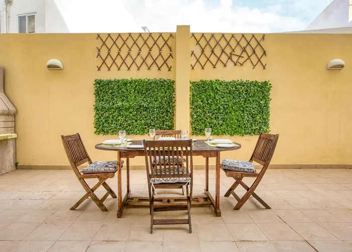 Swieqi 3 Bedroom With Patio Is-Swieqi