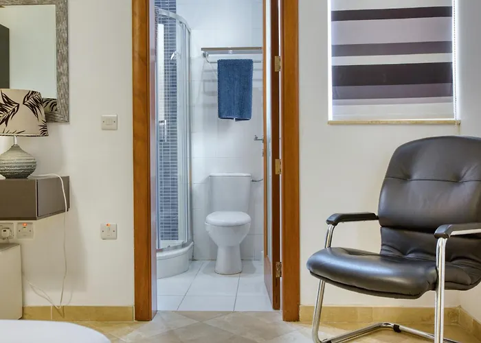 Swieqi 3 Bedroom With Patio * Is-Swieqi