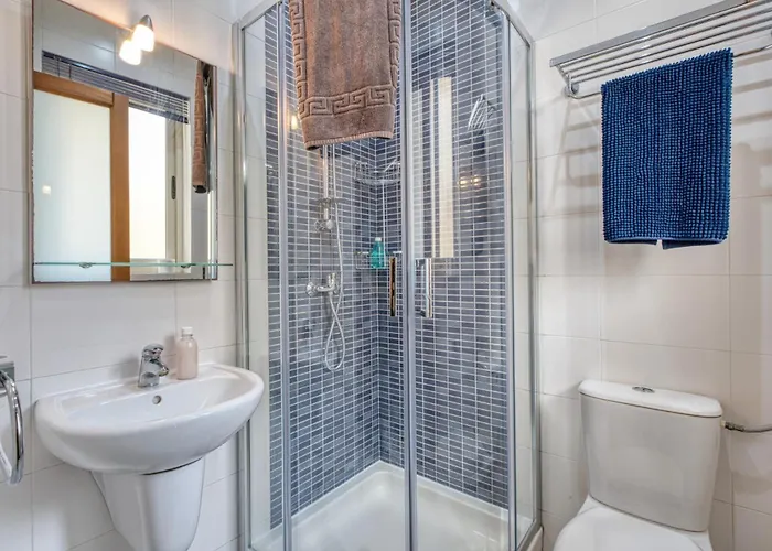 Swieqi 3 Bedroom With Patio * Is-Swieqi