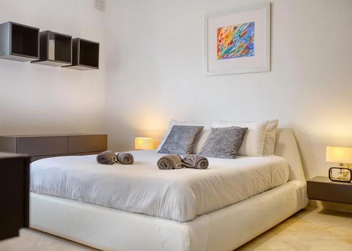 Daire Swieqi 3 Bedroom With Patio *