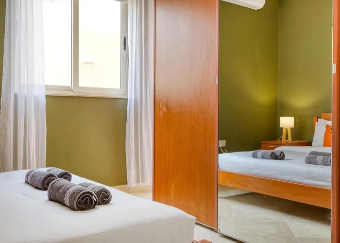 Swieqi 3 Bedroom With Patio * Is-Swieqi